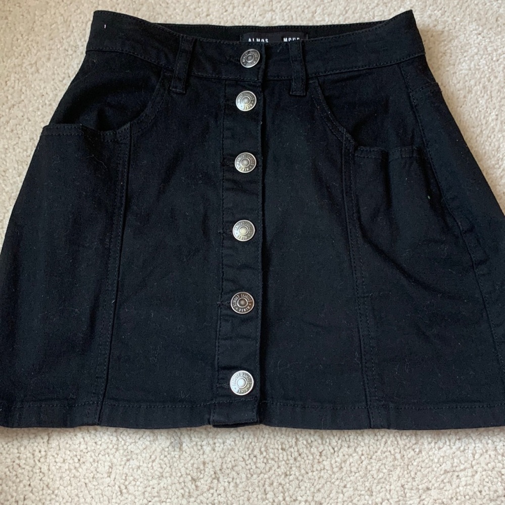 black skirt